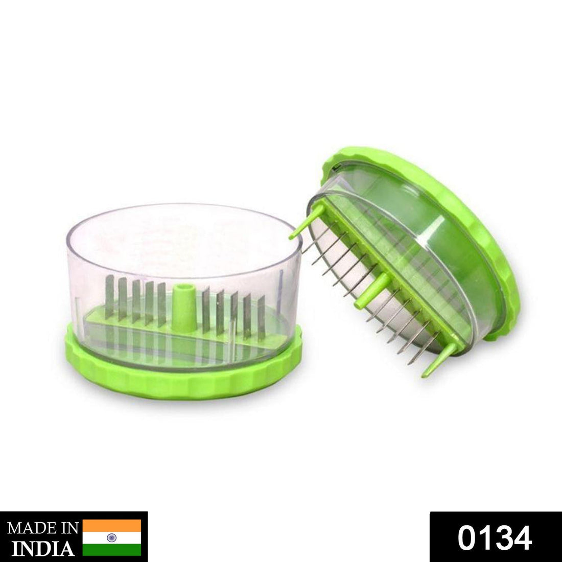 Crusher and cutter tool for kitchen