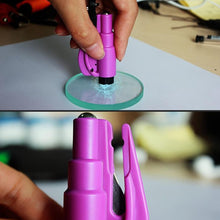 2-in-1 Emergency Safety Cutter – Keychain Tool for Glass Breaking & Seatbelt Cutting, Portable & Handy